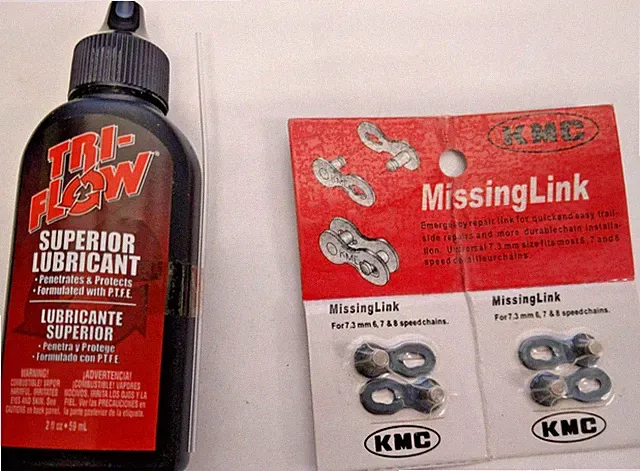Chain Repair Kit- KMC Missing Link for 7.3mm and Tri-Flow Superior Lubricant